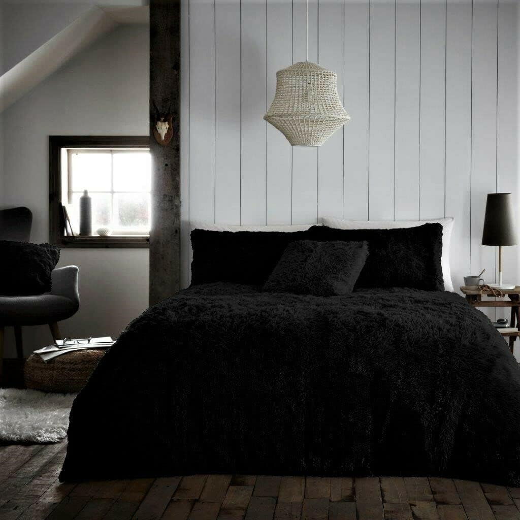 Hug_Snug Duvet Cover with Pillow cases black