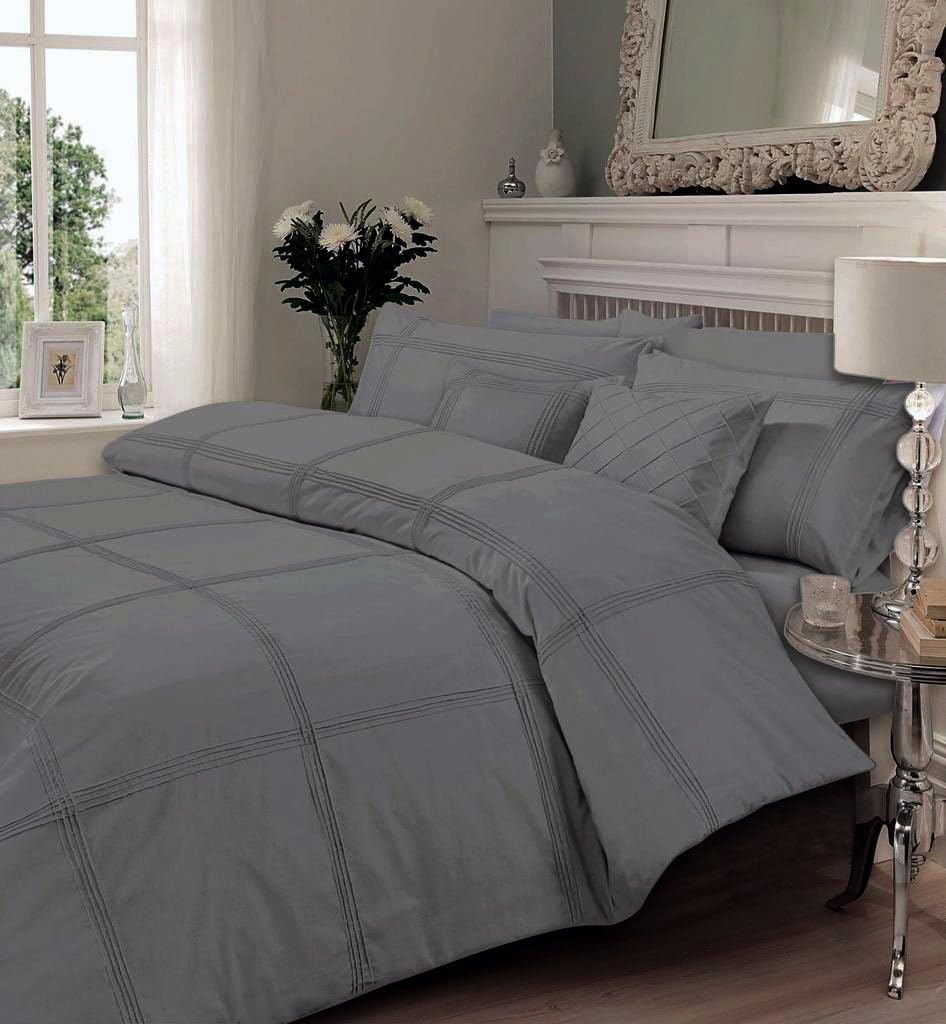 Hamlet Duvet Embroidered Cover Bedding Set with Pillows grey